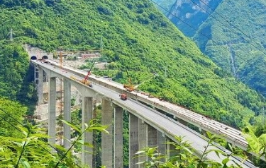 手拉九一看片在线看用於雙河口大橋施工建設