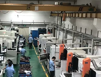 模具廠使用鋼絲繩電動九一看片在线看吊運模具（模具生產步驟）