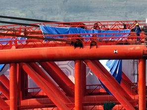 渝湘複線高速公路雙堡特大橋施工現場